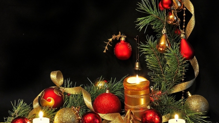 candle - Christmas tree, christmas, balls, New Year, toys, candles, wallpaper