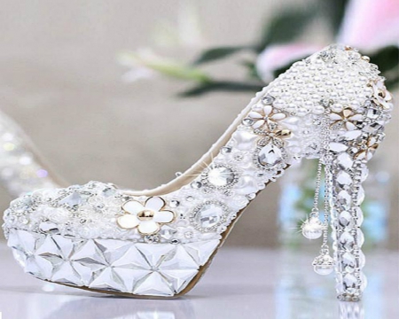 Elegant Shoe - beads, crystal, shoe, stilettos