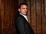 Daniel Craig