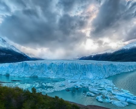 Blue Ä°ce - ice, sky, ocean, winter, mountains, cold, clouds, blue, sea