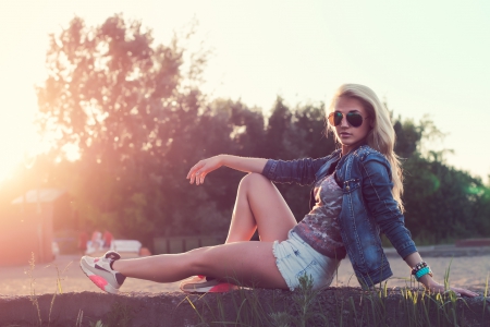 Beautiful Fashion Young Woman With Sunglasses - female, woman, beautiful, fashion, young, sunglasses