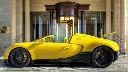 Bugatti Veyron - veyron, yellow, cars, bugatti