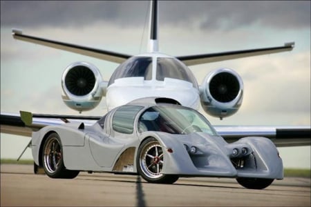 Carbontech Redback Spyder & Lear Jet