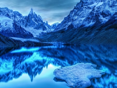 Ice Water - lake, mountains, ice, water