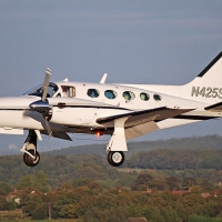 Cessna 425