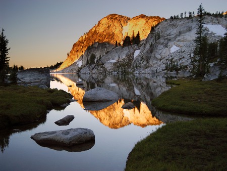 Serene Mountain - reflections, water, hot, windows, photography, serene, landscape, reflection, reflexive, mountain, vista, nature, mountains, lakes