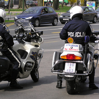 policija