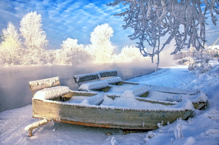 Winter rest - winter, landscape, beautiful, frozen, rest, frost, lake, sky, river, trees, nature, boats, snow, cold