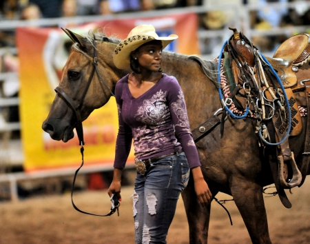 Rodeo Cowgirl - style, girls, western, women, hats, cowgirls, horses, rodeo, fun