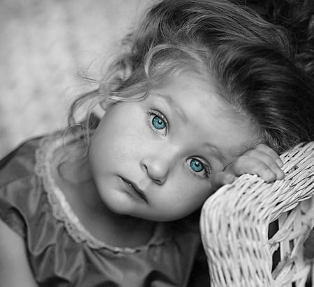 Those eyes speak sad story - little, picture, new, girl, color