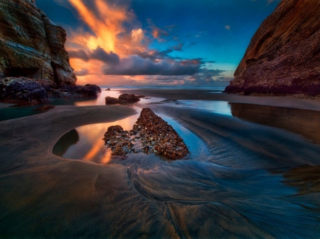 Stone Corner - landscape, clouds, stone, sunset, ocean