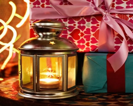 Christmas Lantern - light, Christmas, gifts, lantern