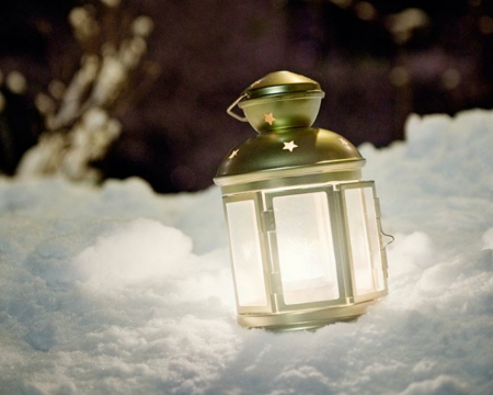 Christmas Lantern - snow, light, Christmas, lantern