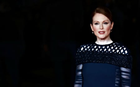 Julianne Moore - black, actress, julianne moore, woman, blue