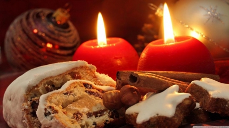 Christmas sweets - candle, photography, wallpaper, christmas, hd, celebration, cake, holidays, abstract, eat, sweet, food