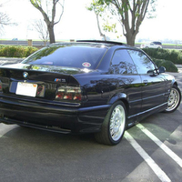 black bmw e36 04