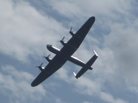 lancaster bomber - britain, memorial, of, bornemouth, air, fesitval, 2009, raf, hurricane, battle, lancaster, ww2, flight, spitfire, bomber