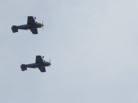 red bull matadors - matadors, festival, red, display, aerobatic, bornemouth, bull, red bull, air, 2009