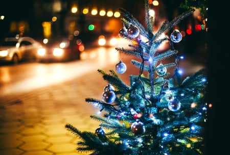 Christmas Tree - xmas, fir tree, christmas lights, santa claus, photography, christmas decoration, santa, evening, decor, silent night, skyphoenixx1, traffic, winter, cars, night, christmas, deco, christmas tree, abstract, town, city, photo, lights