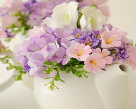 Flowers in Tea Pot - bloom, flowers, tea pot, ceramic