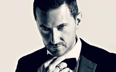 Richard Armitage - white, man, blue, richard armitage, actor, black