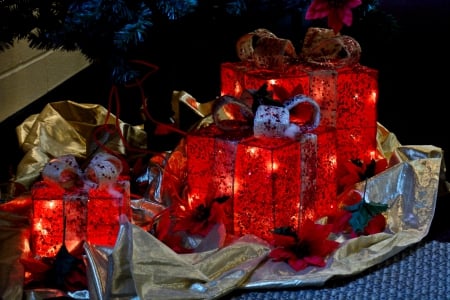 Bright Red Presents - christmas presents, red presents, Bright Red Presents, christmas colors