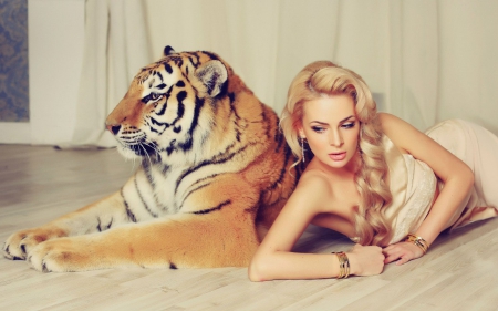 Beauty - beauty, tiger, lady, model