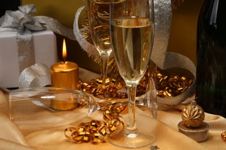 Welcome The New Year! ♥ - champagne, welcome, silver, present, candle, golden, toast