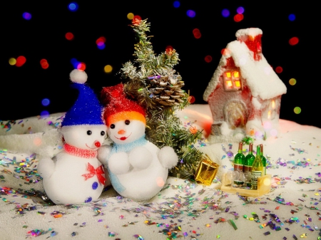 New year decoration - house, snowmen, winter, decoration, magic, beautiful, snow, sweet, tree, champagne, holiday, new year, cute