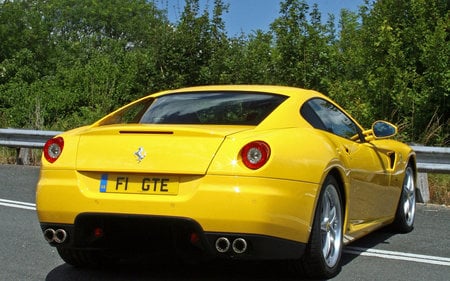 Ferrari 599 GTB Fiorano HGTE  - created for speed, horse power