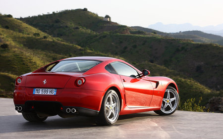 Ferrari 599 GTB Fiorano HGTE  - created for speed, horse power