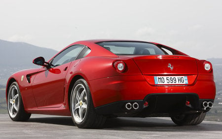 Ferrari 599 GTB Fiorano HGTE  - created for speed, horse power