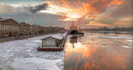 St Petersburg in Winter - houses, clouds, russia, snow, ships, sunset, sea, port