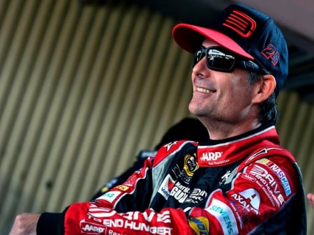 #24 Jeff Gordon Smiling  - wide screen, driver, photography, auto, jeff gordon, racing, gordon, nascar, 24, photo