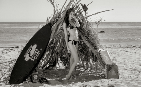 Cowgirl's Beach Hut - girls, hut, beaches, women, style, fun, ocean, models, female, fashion, cowgirls, hats, brunettes, surfboard, sand