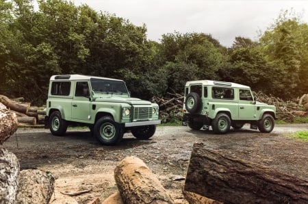 2015-Land-Rover-Defender-Heritage-Edition - lime green, 2015, spare, rocks