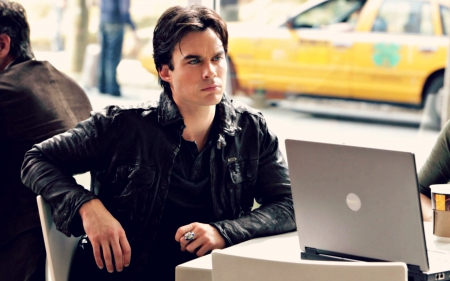 Ian Somerhalder - ian somerhalder, laptop, man, actor, tv series, damon, vampire diaries, black