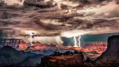 Canyon - Lightning storm - Lightning storm, clouds, landscape, Canyon