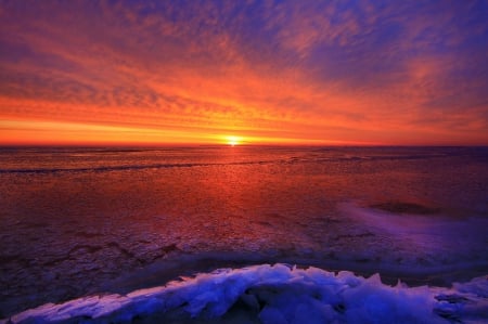 Amazing winter sunset - ice, sky, winter, colorful, shore, snow, beautiful, frost, frozen, sea