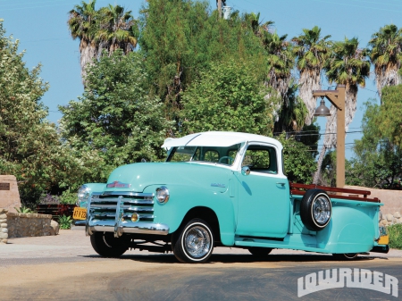 1947 Chevrolet Lowriding Truck - lowrider, truck, chevy, pickup