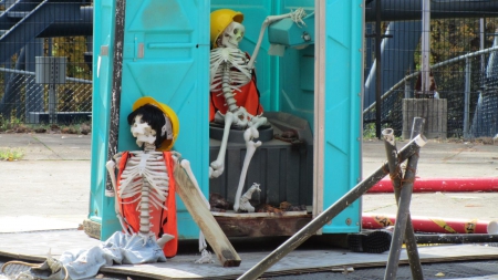 Break Time - Kings Island 2014, hard hats, potty, skeletons