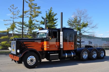 Two Tone Truck - semi, truck, big rig, custom