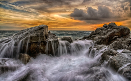 Sunset on a Rocky Shore - ocean, nature, rocks, sunset