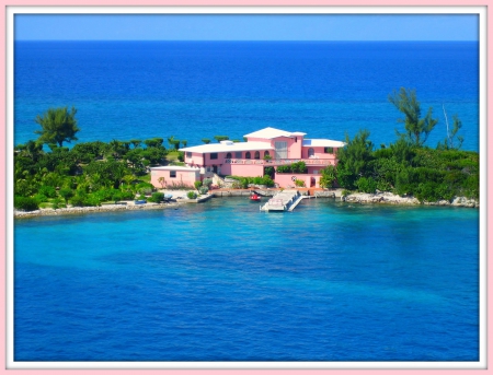 Island Hotel in the Bahamas - hotels, oceans, blue, poalms, sea, architecture