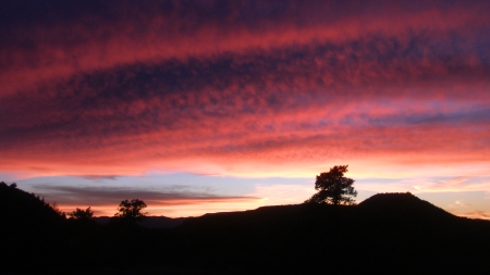 Sunset in the Desert - arizona, sedona, sky, desert, sunset, shadow