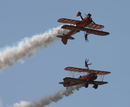 Wing Walking - display, breitling, wing walking, stearman, aerobatic