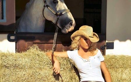 Cowgirl And Her Pal - woman, women, fun, girls, models, hay, female, hat, cowgirl, ana hickmann, hats, cowgirls, model, western, horses, white, barns, style, girl, fashion, horse, blondes, ranch, animal