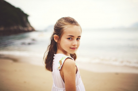 little girl - fun, people, eyes, belle, sightly, white, face, childhood, fair, little, bonny, adorable, child, nature, beautiful, pink, sweet, sea, nice, beauty, sky, photography, standing, pretty, baby, cute, kid, dainty, girl, lovely, pure, comely, blue, desktopnexus, smile, blonde