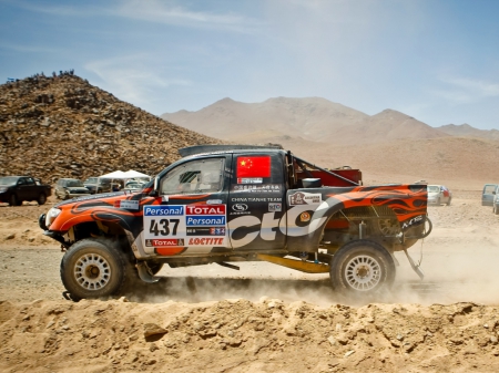 Toyota Hilux - offroad, 4x4, rally, thrill