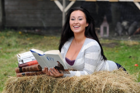 Cowgirl Natalie Mellon - women, fun, author, female, boots, fashion, books, brunettes, western, girls, cowgirls, style, hay